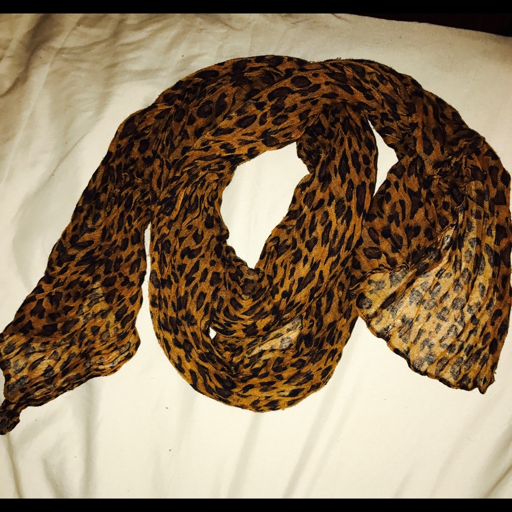 Leopard Print Fashion Scarf
